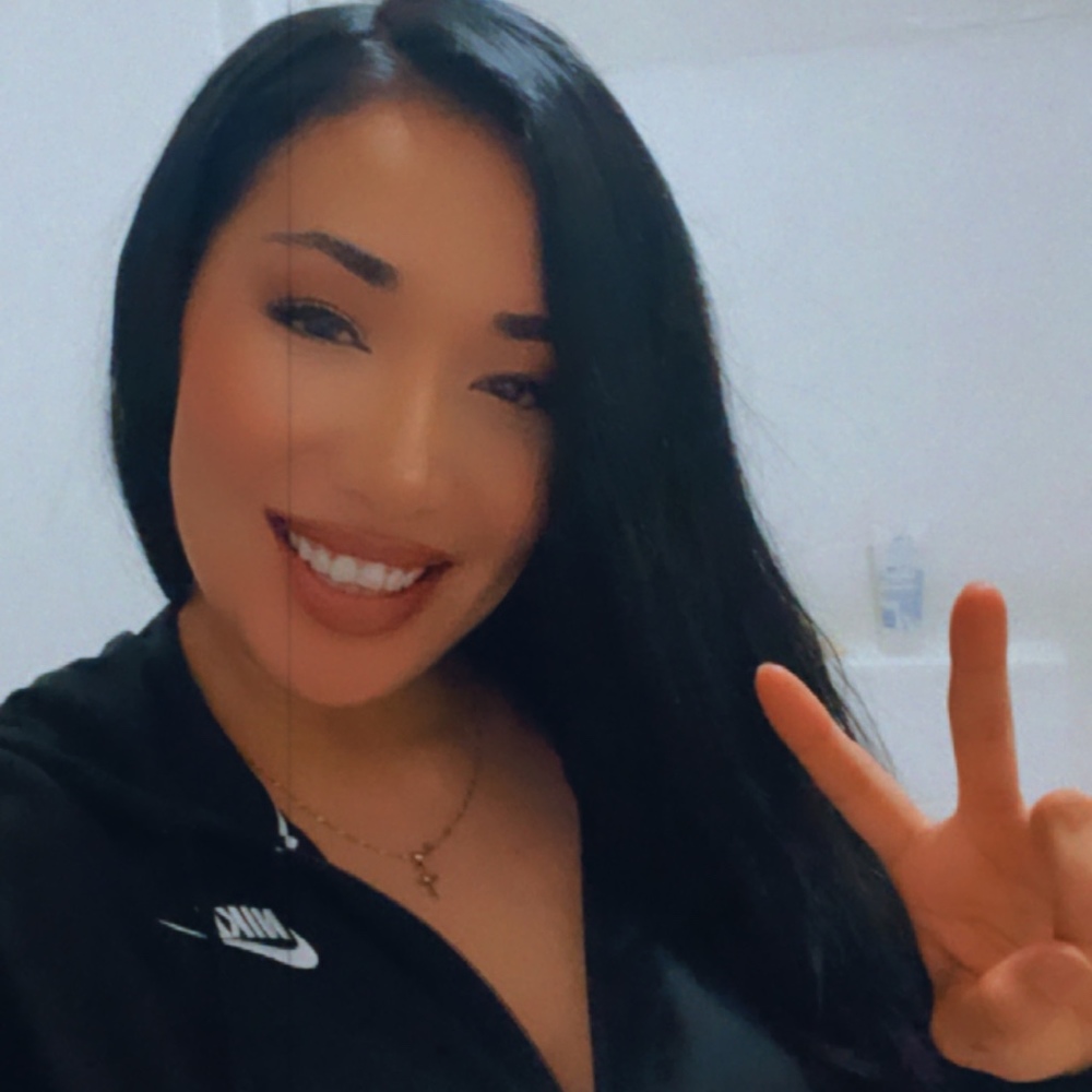 Meet your Posher, Jazmin